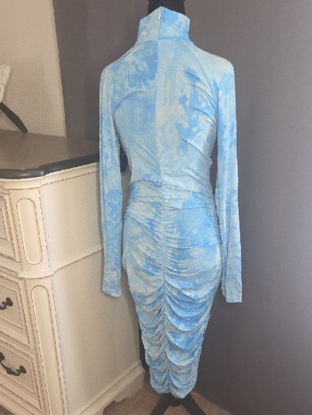 Turtleneck Long-Sleeve Blue Tie-Dye Bodycon Dress - Picture 2 of 3